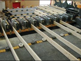 wood80.jpg